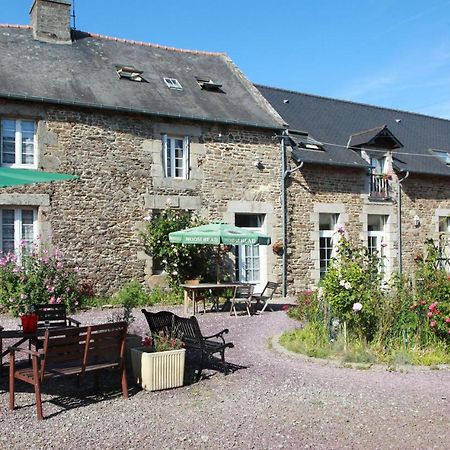 Hotel La Québécoise Dinan Exterior foto